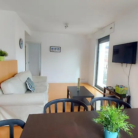 Castle View Apartment, 1